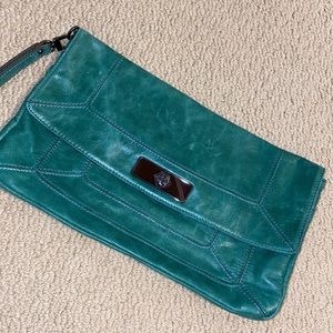 BCBG MAX AZRIA JADE CLUTCH